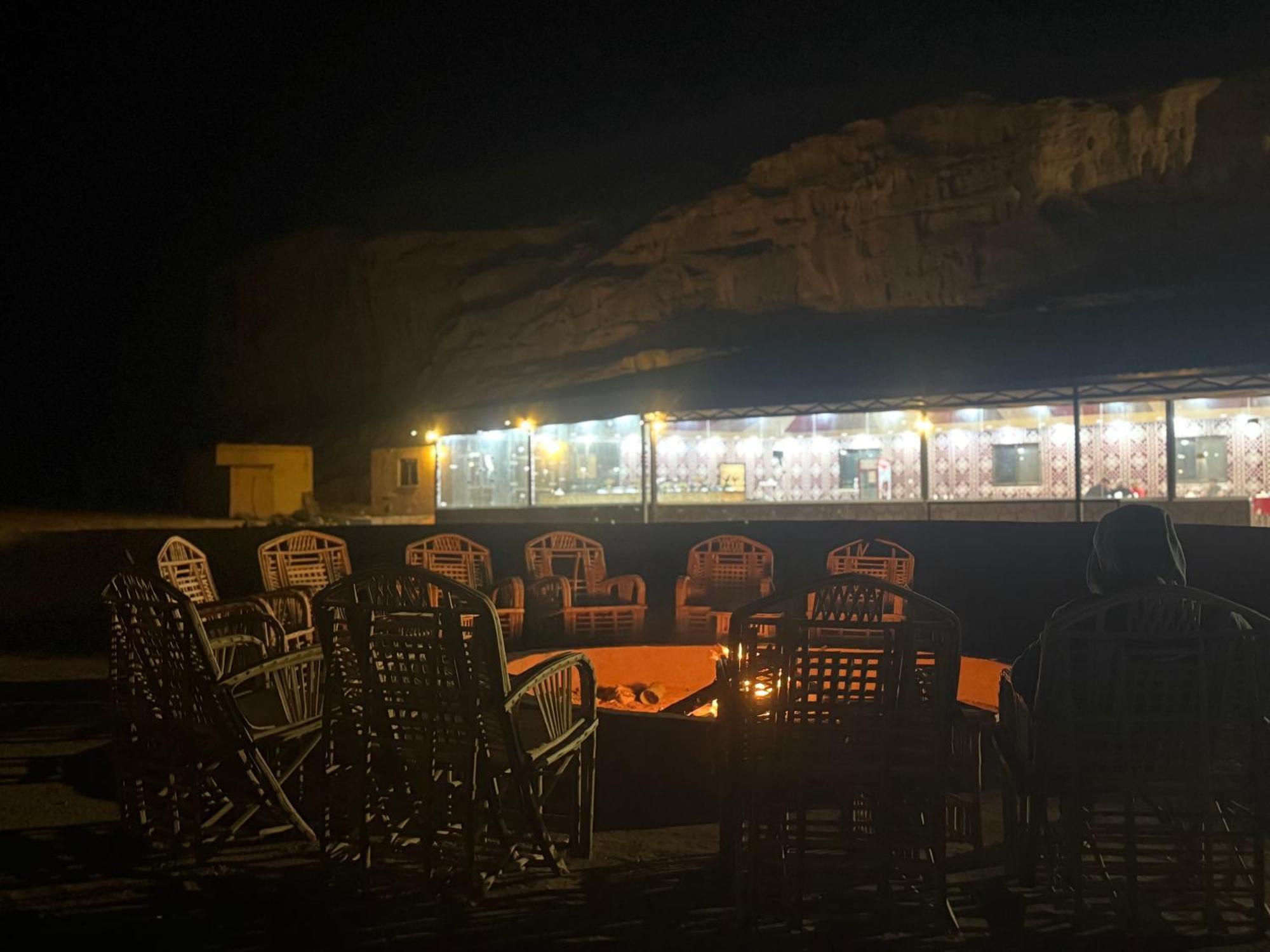 Rum Luxury Camp Wadi Rum Exterior photo