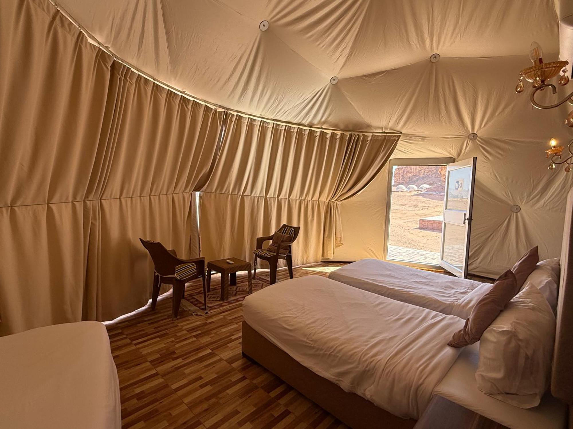 Rum Luxury Camp Wadi Rum Exterior photo